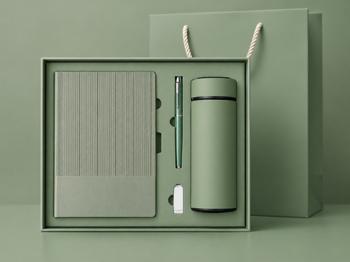 The Superior Man Reflection Set